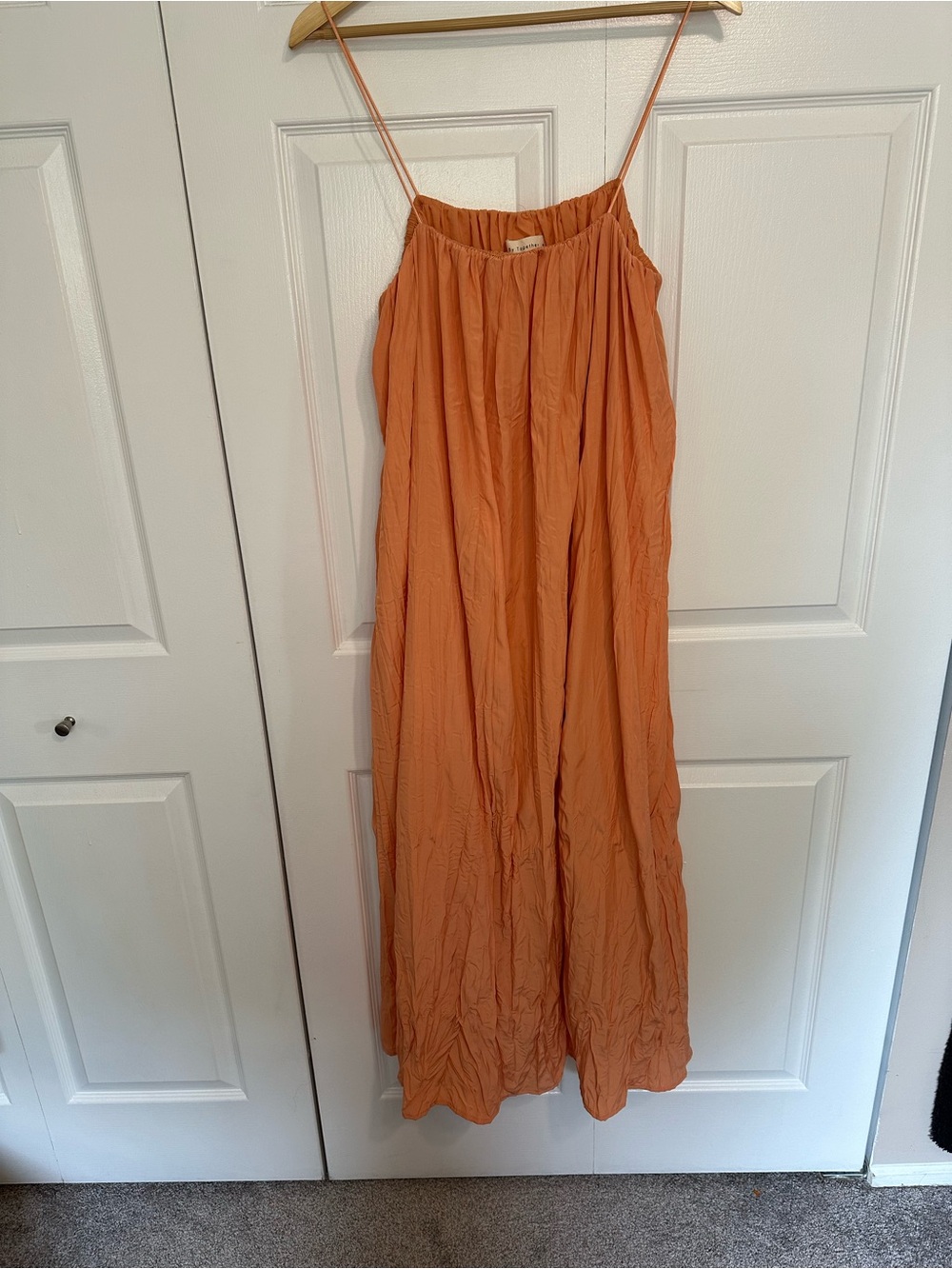 By Together Crinkled Spaghetti Strap Maxi Dress Womens Size Medium Boho Flowy